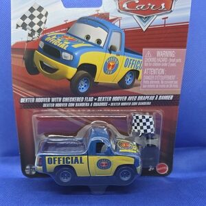 Disney Cars, Dexter Hoover.